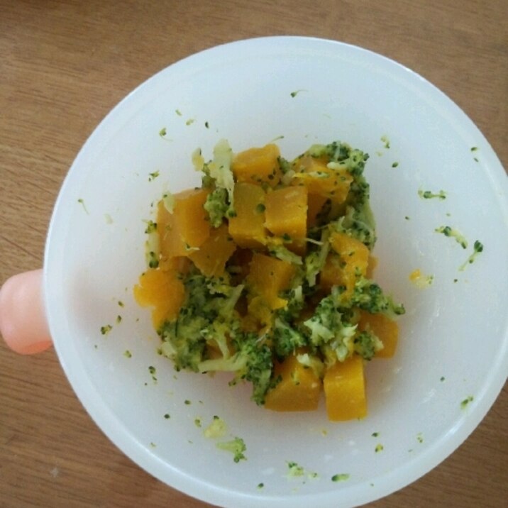 離乳食 後期 かぼちゃのブロッコリー和え レシピ 作り方 By Koko0730 楽天レシピ 離乳食 後期 かぼちゃのブロッコリー和え レシピ 作り方 By Koko0730 楽天レシピ